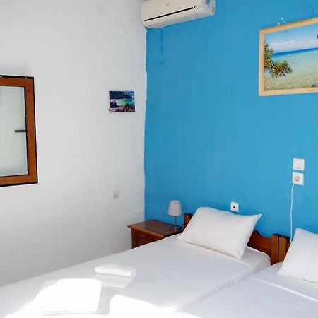Athina Hotel Koinyra Exterior photo